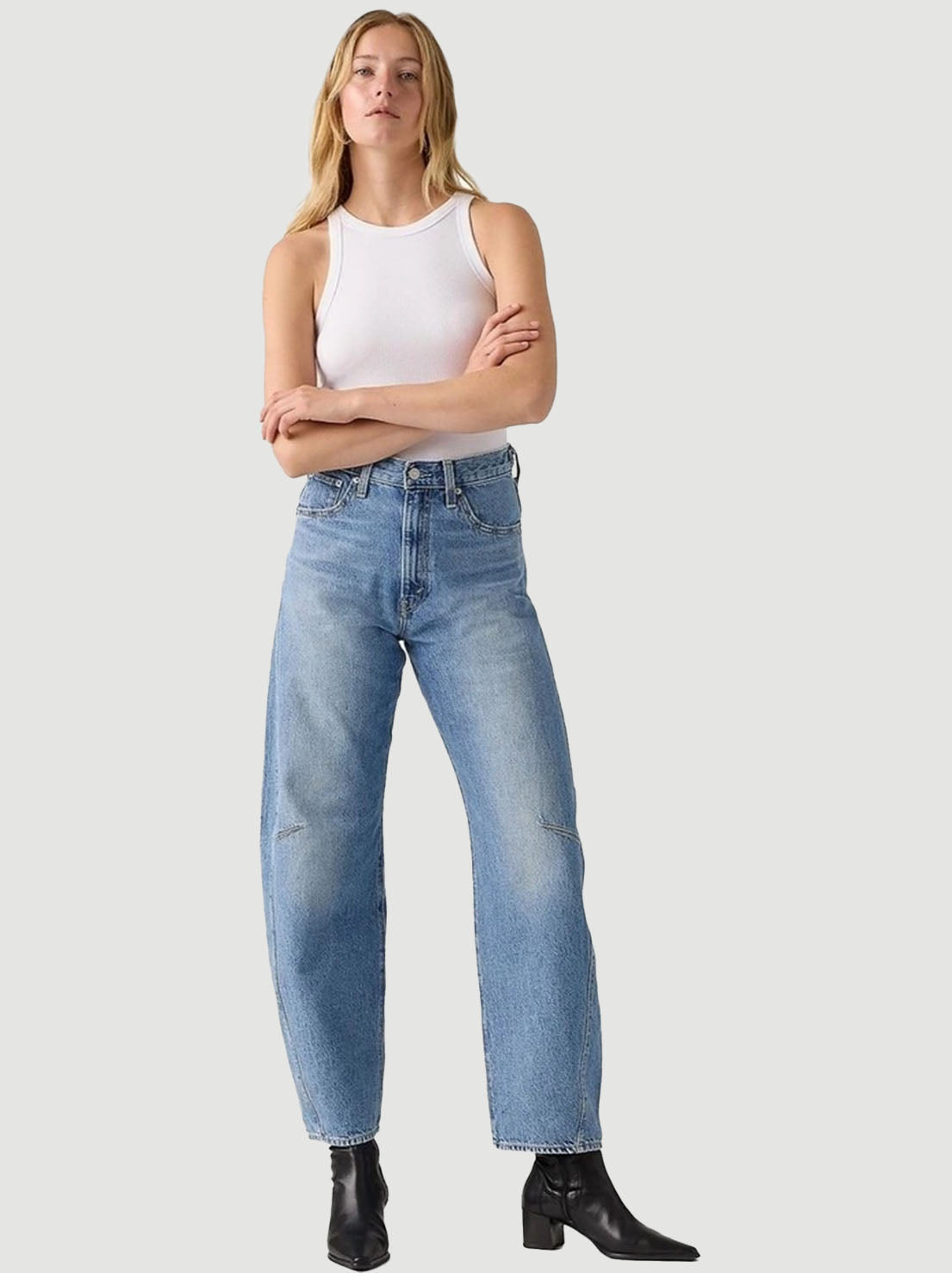 Levi's - Cinch Barrel Jeans - Let Love In