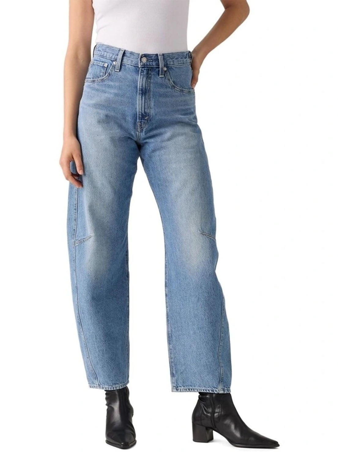 Levi's - Cinch Barrel Jeans - Let Love In