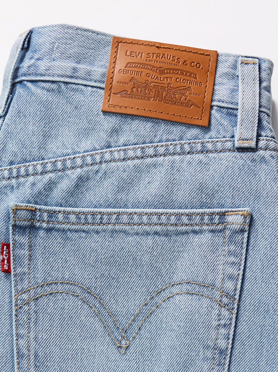 Levi's - High Rise Baggy Short - Low Key Work