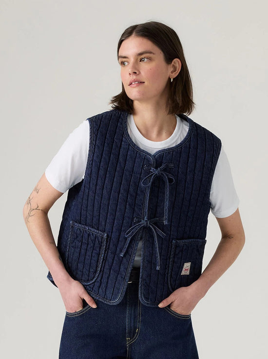 Levi's - Lottie Liner Vest - Shaded View