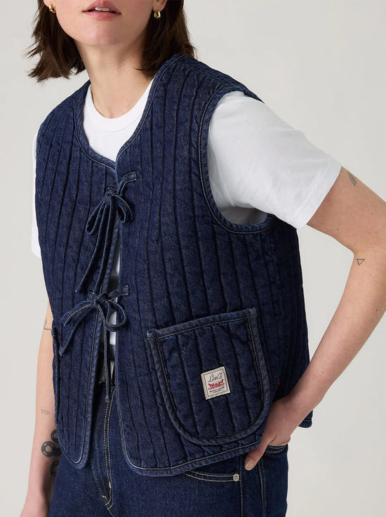 Levi's - Lottie Liner Vest - Shaded View