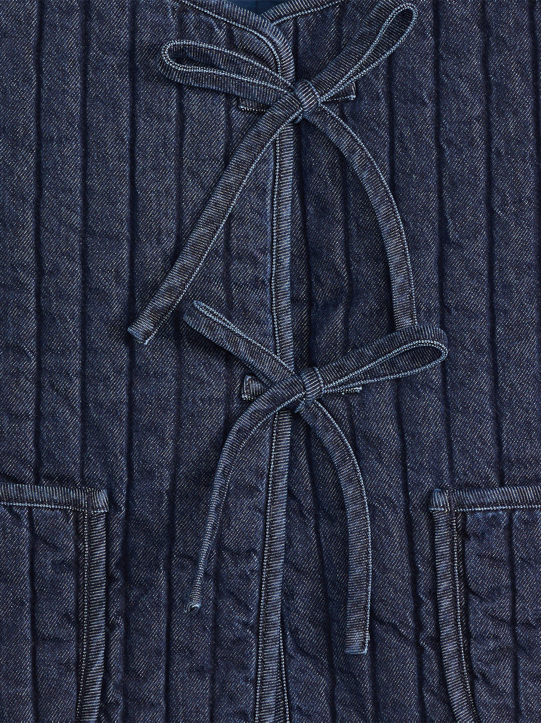 Levi's - Lottie Liner Vest - Shaded View