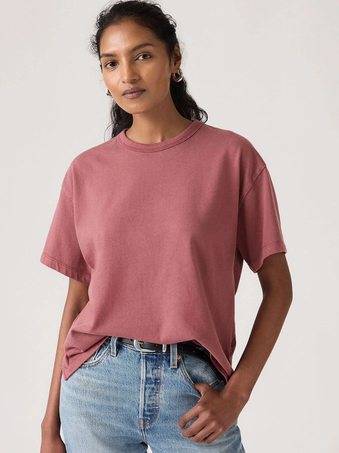 Levi's - Vintage SS Tee - Garment Dye Red