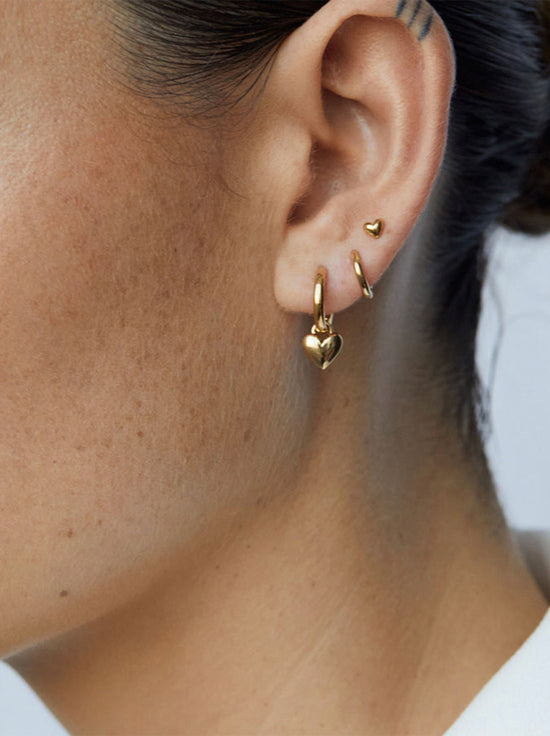 Load image into Gallery viewer, Linda Tahija - Amore Stud Earrings - Gold Plated
