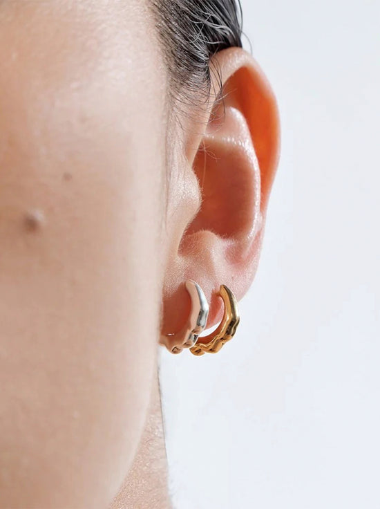 Linda Tahija - Apex Huggie Hoop Earrings - Gold Plated