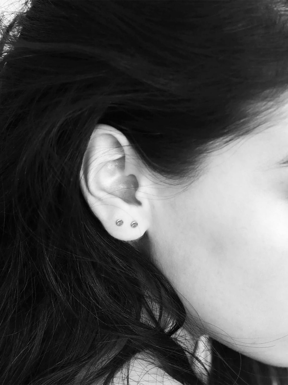 Linda Tahija - Dot Stud Earrings - Sterling Silver