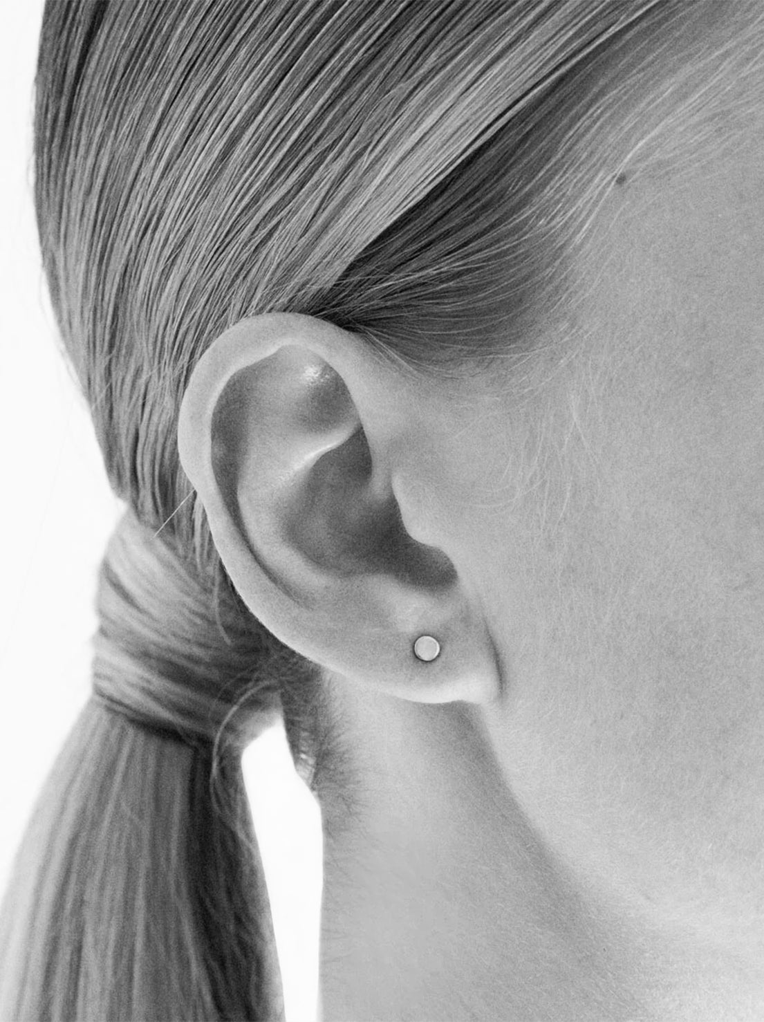 Linda Tahija - Dot Stud Earrings - Sterling Silver