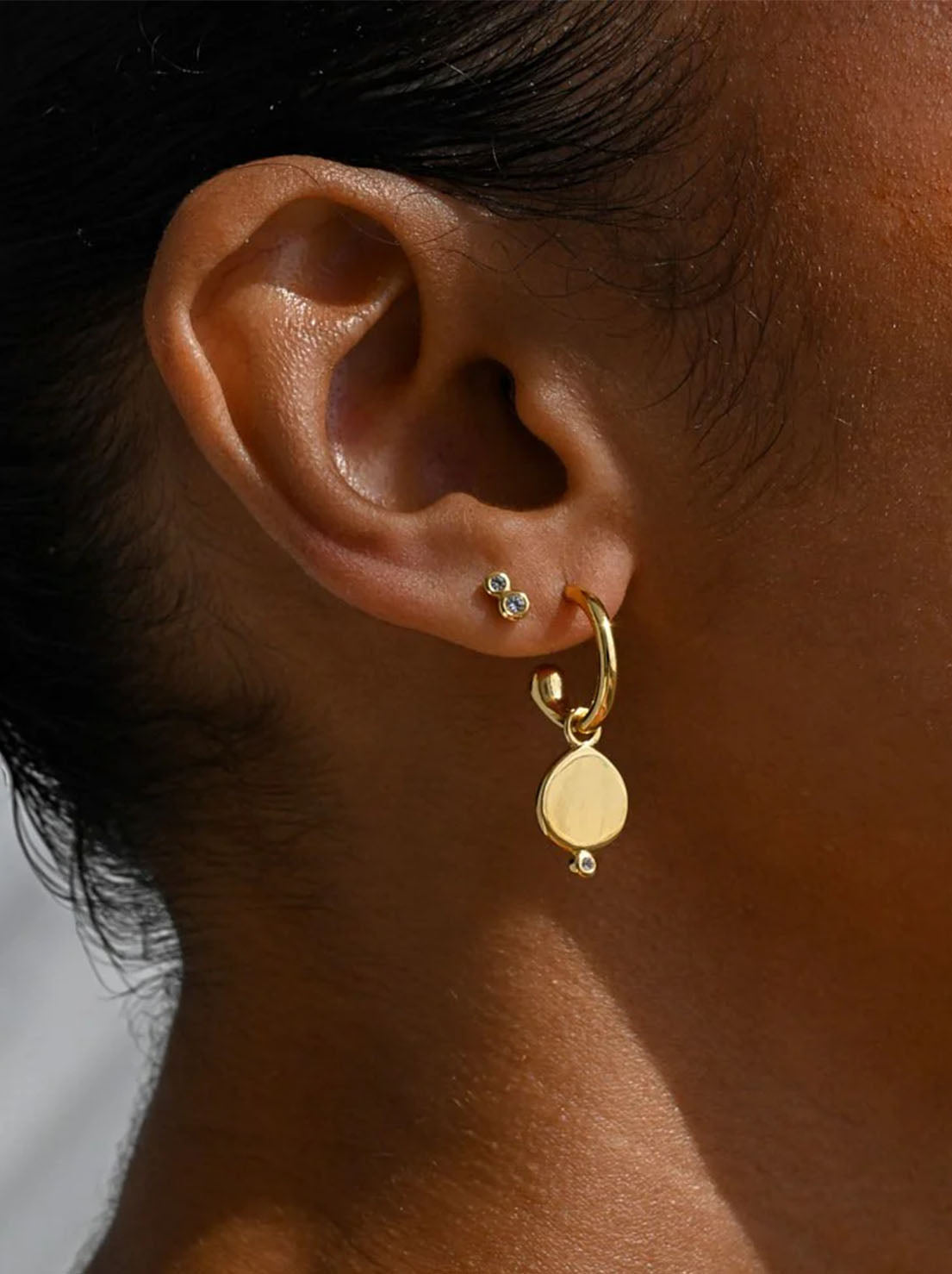 Linda Tahija - Field Hoop Earrings - Gold Plated