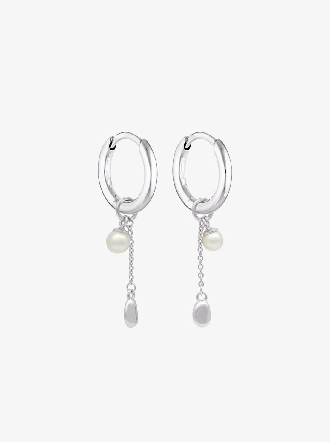 Linda Tahija - Lou Pearl Charm Huggie Earrings - Sterling Silver