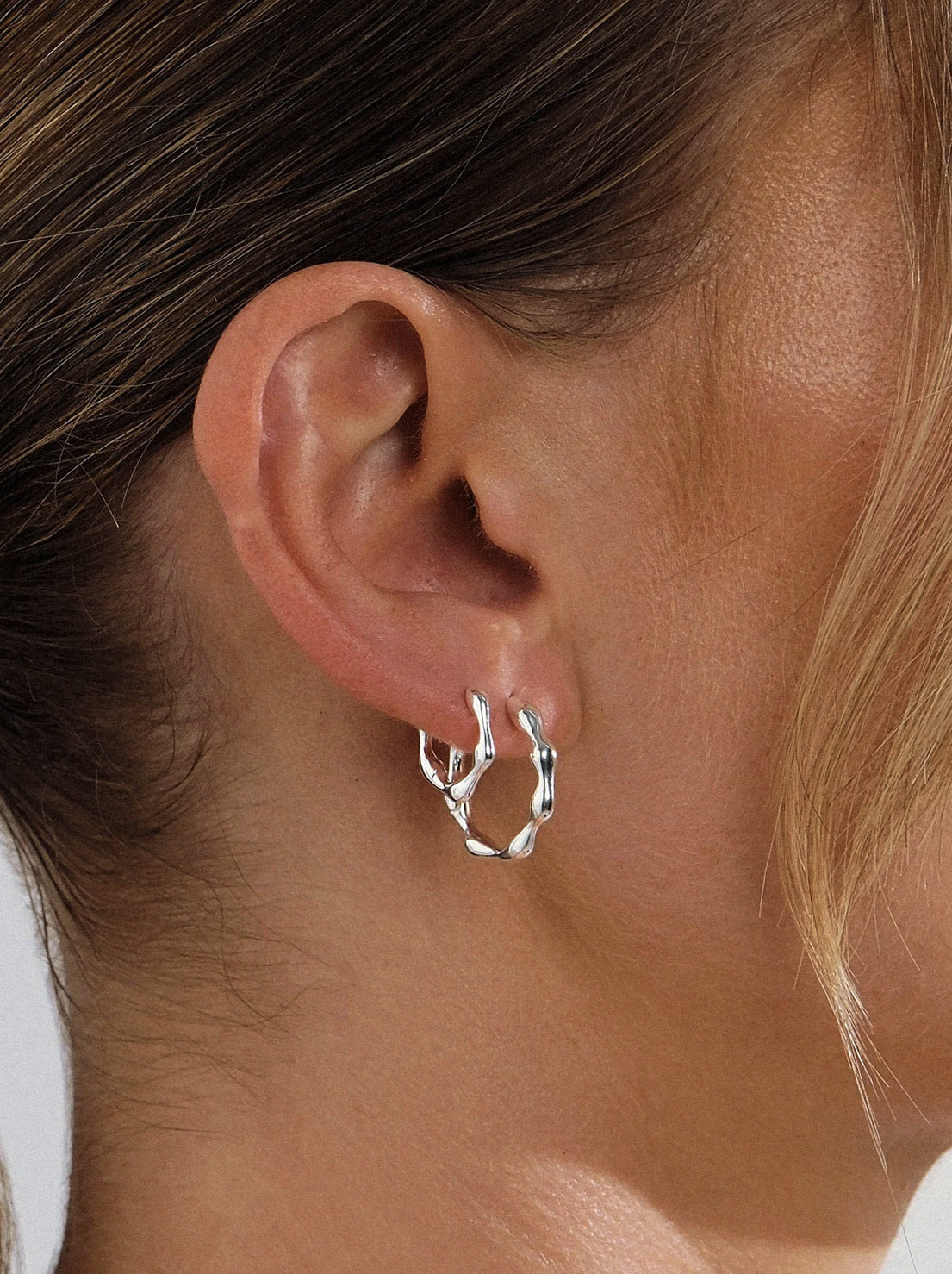 Linda Tahija - Organica Hoop Earrings - Sterling Silver