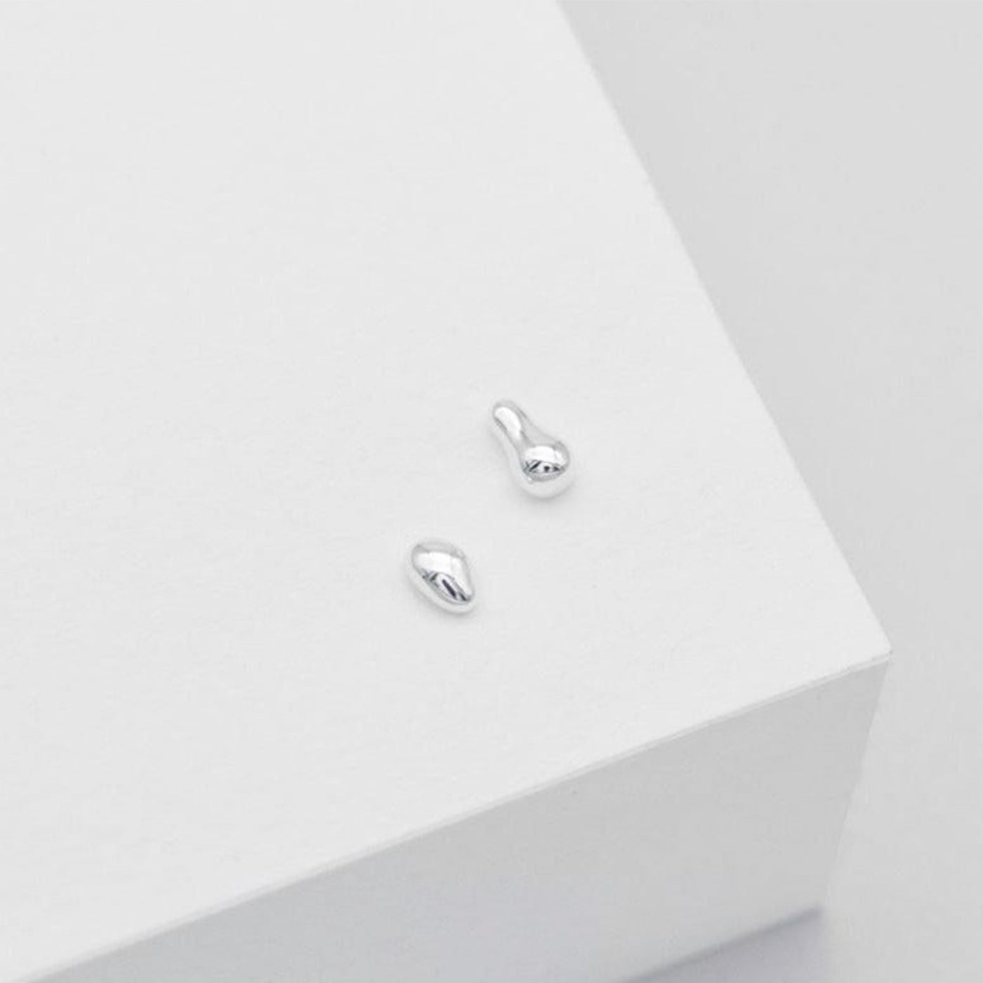 Linda Tahija - Organica Stud Earrings - Sterling Silver