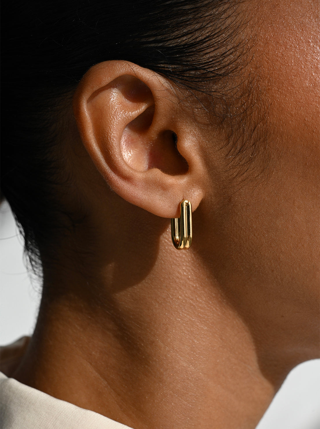 Linda Tahija - Twofold Hoop Earrings - Gold Plated