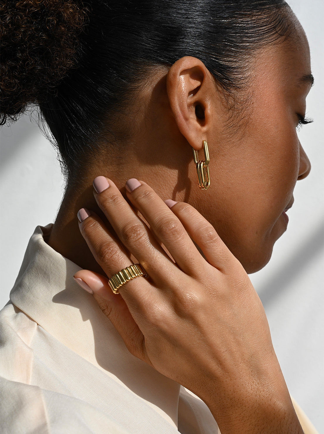 Linda Tahija - Twofold Linked Hoop Earrings - Gold Plated