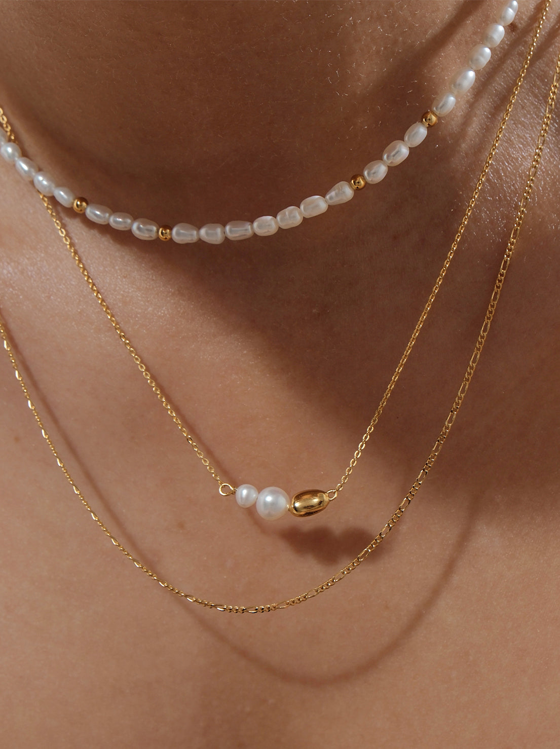 Linda Tahija - Brook Pearl Necklace - Gold Plated