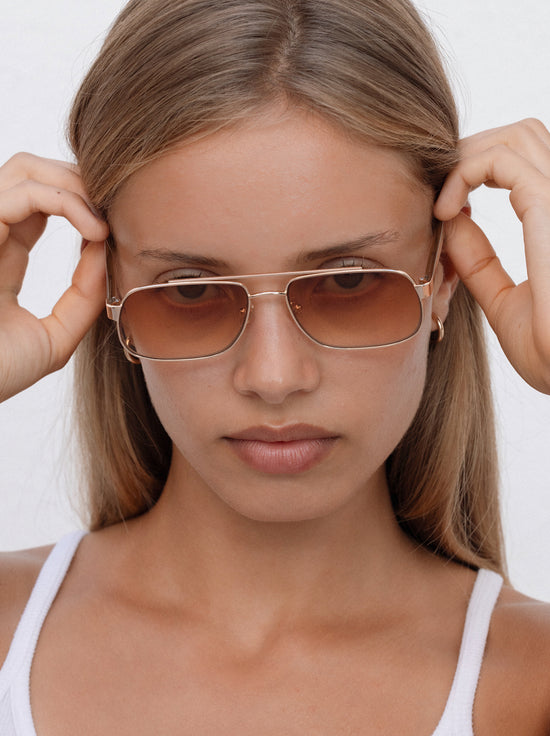 Lu Goldie - Evangeline Sunglasses - Cola