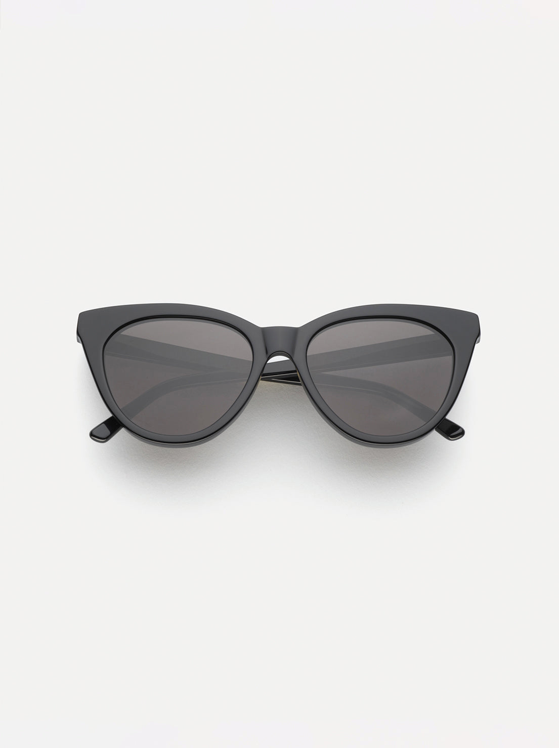 Lu Goldie - Isabella Sunglasses - Black