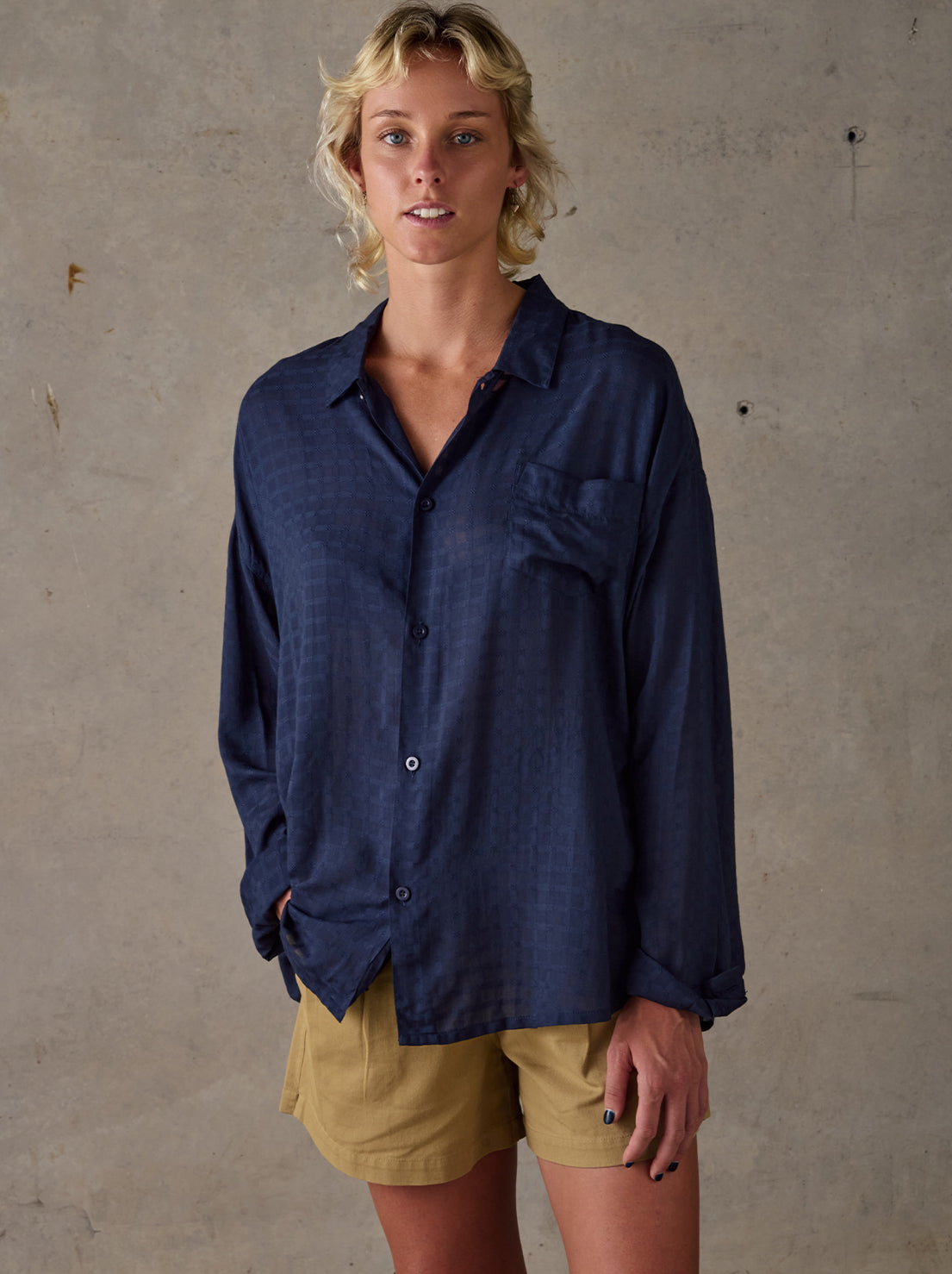 McTavish - Aloe Vera Long Sleeve Shirt - Dark Blue