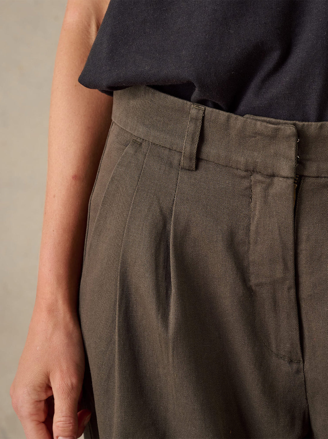 McTavish - Double Pleated Twill Pants - Dark Green
