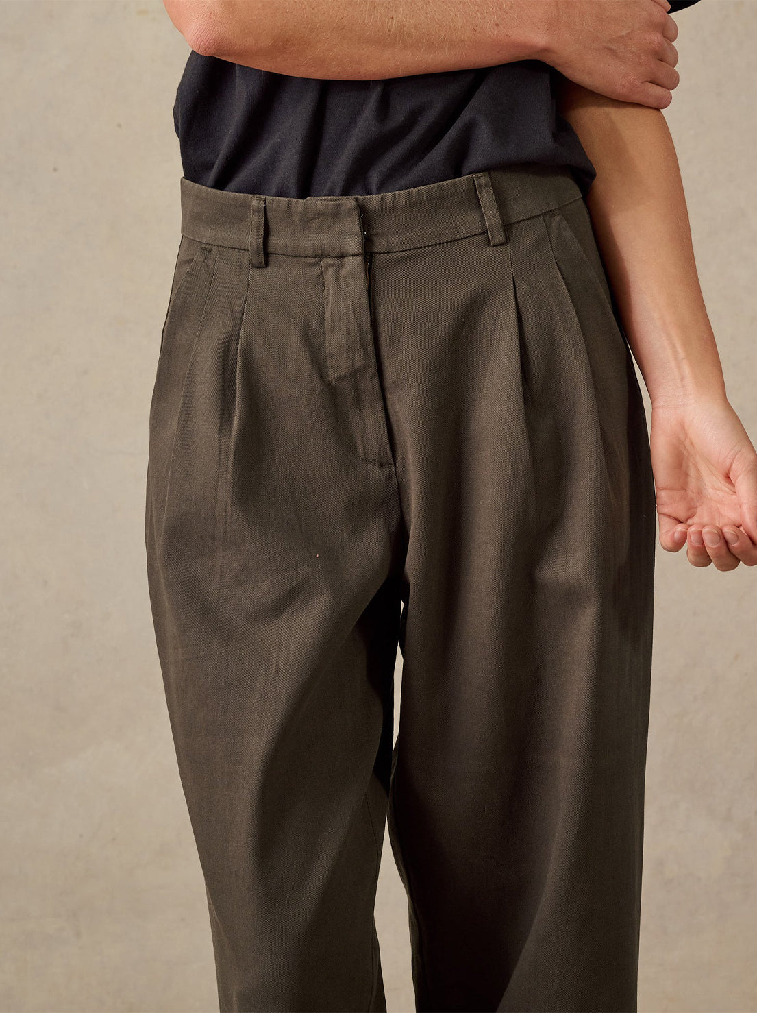 McTavish - Double Pleated Twill Pants - Dark Green