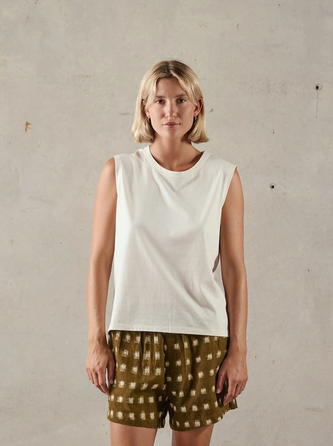 McTavish - Sleeveless Tee - Chalk