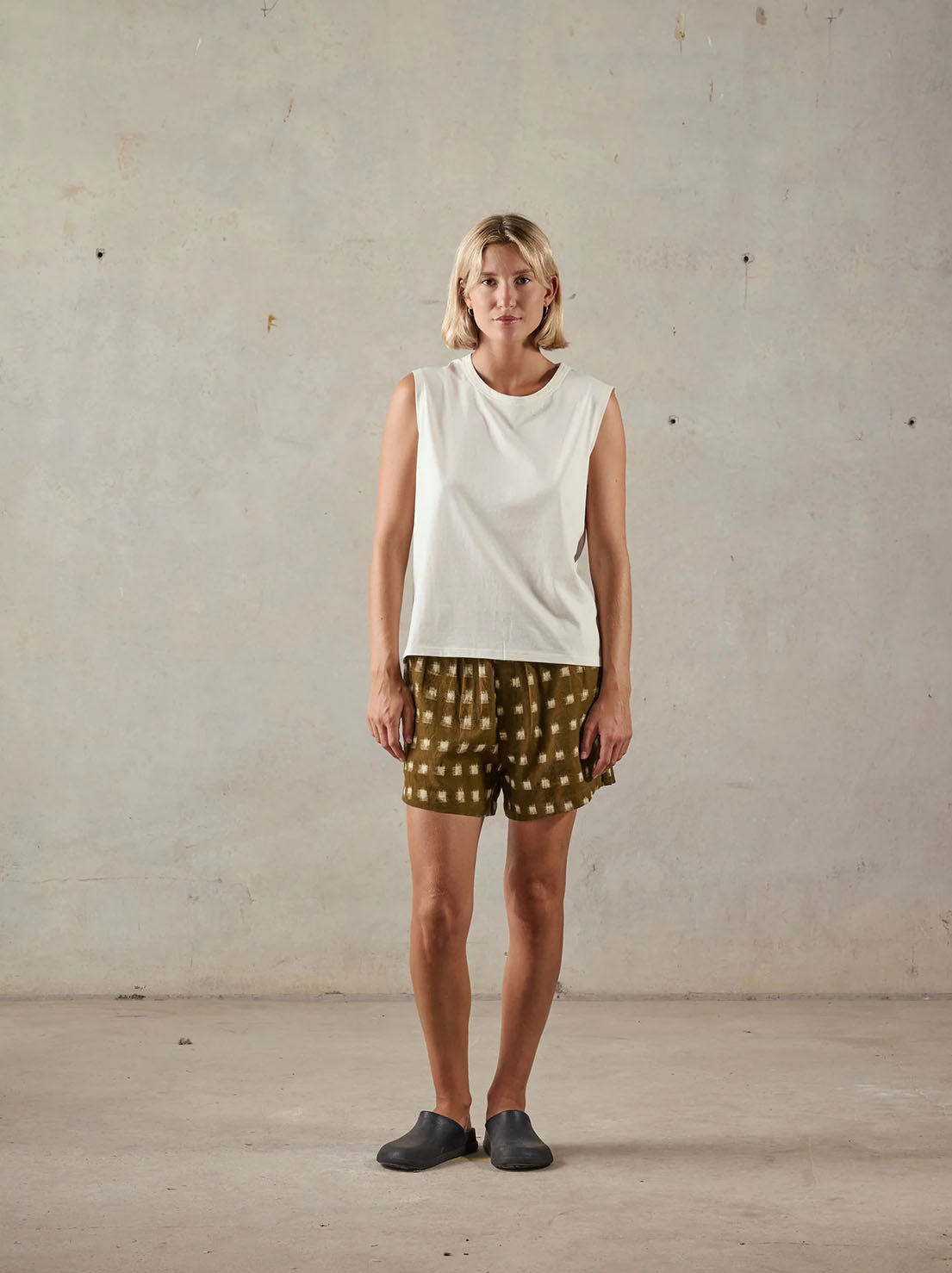McTavish - Sleeveless Tee - Chalk