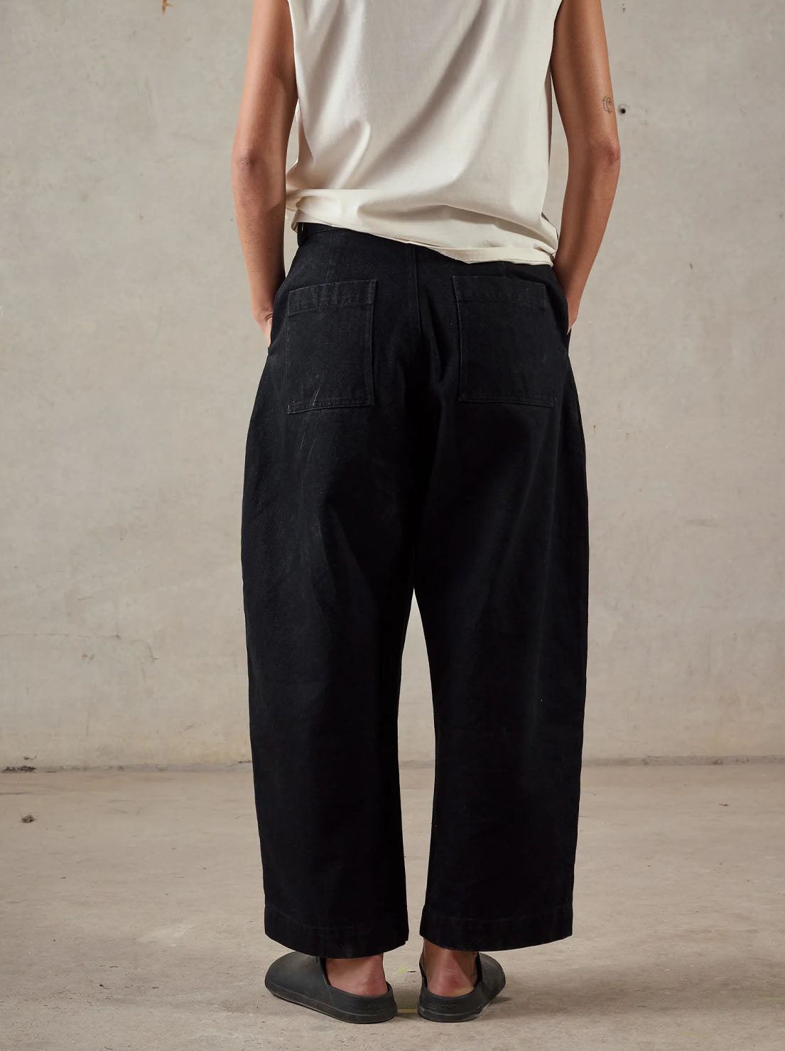 McTavish - Wide Denim Pant - Black