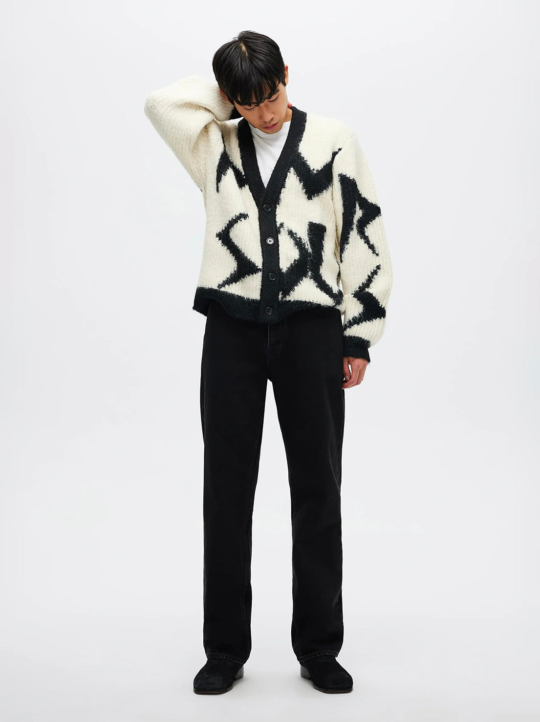 Neuw - Fuzzy Cardigan - Black