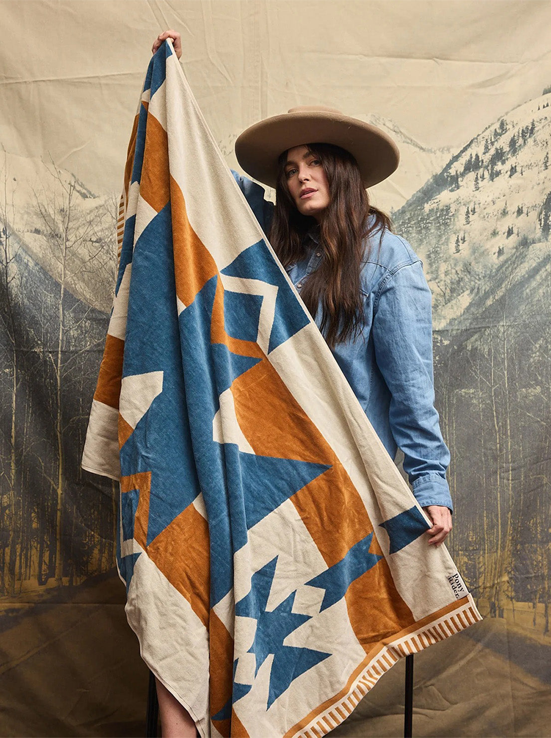 Pony Rider - Canyon River Large Beach Towel - Natural / Blue