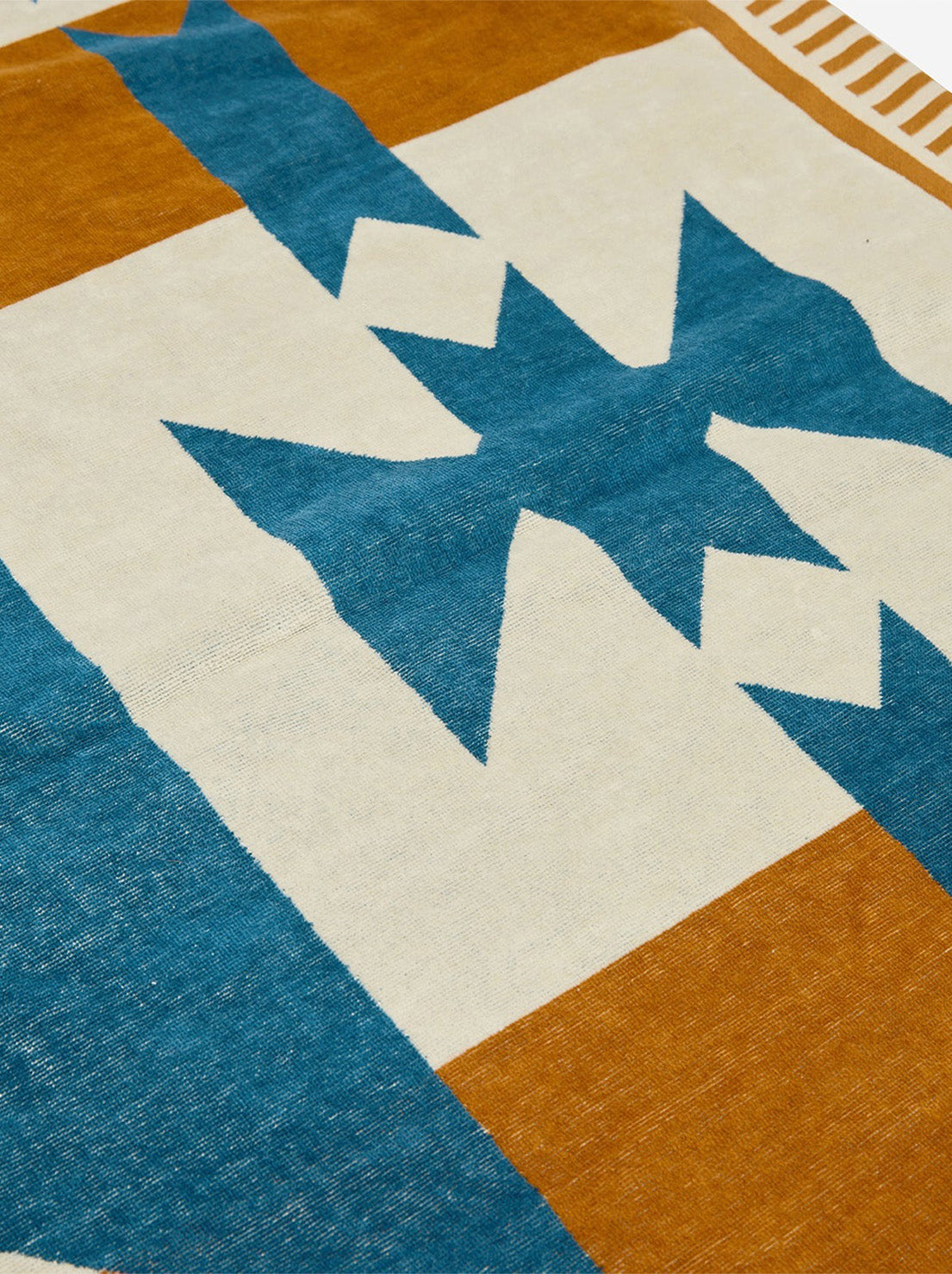 Pony Rider - Canyon River Large Beach Towel - Natural / Blue