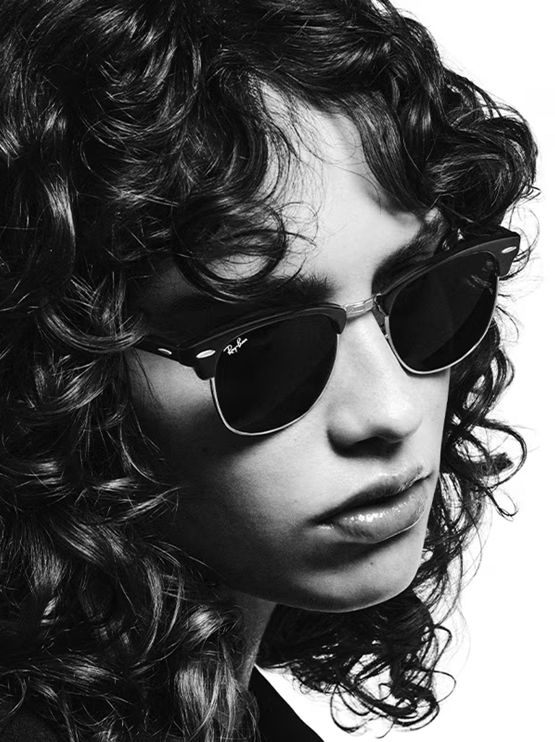 Ray-Ban - Clubmaster RB3016 - Polished Black on Gold / G-15 Green Lens - 49