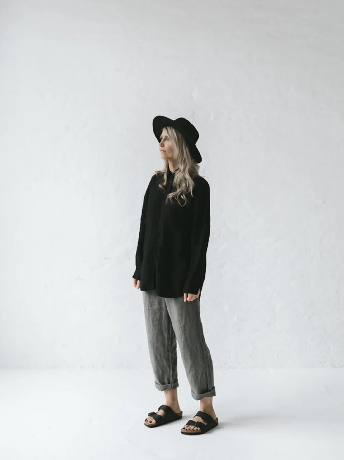 Seaside Tones - Linen Collared Shirt - Black