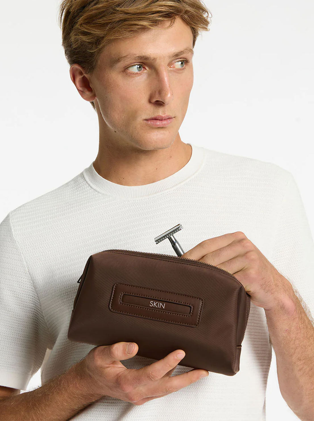 Status Anxiety - Hunter Recycled Toiletry Bag Small - Truffle