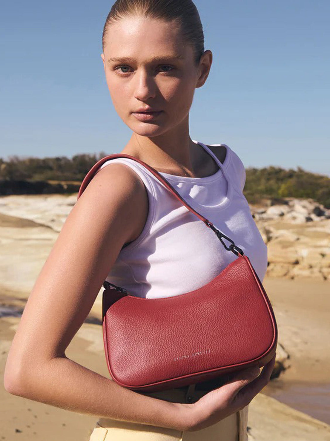 Status Anxiety - Look Both Ways Bag - Rouge