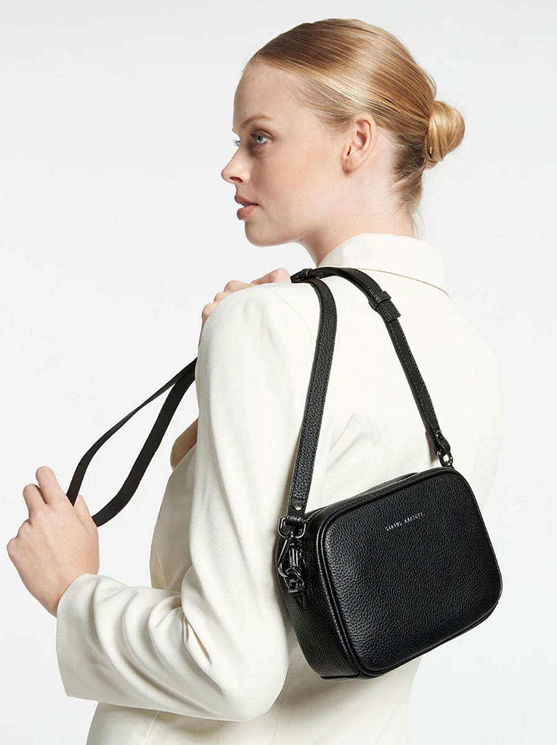 Status Anxiety - Plunder Bag With Dual Strap - Black
