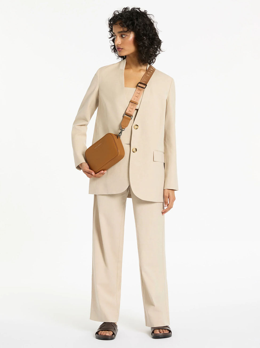 Status Anxiety - Plunder Bag With Dual Strap - Camel