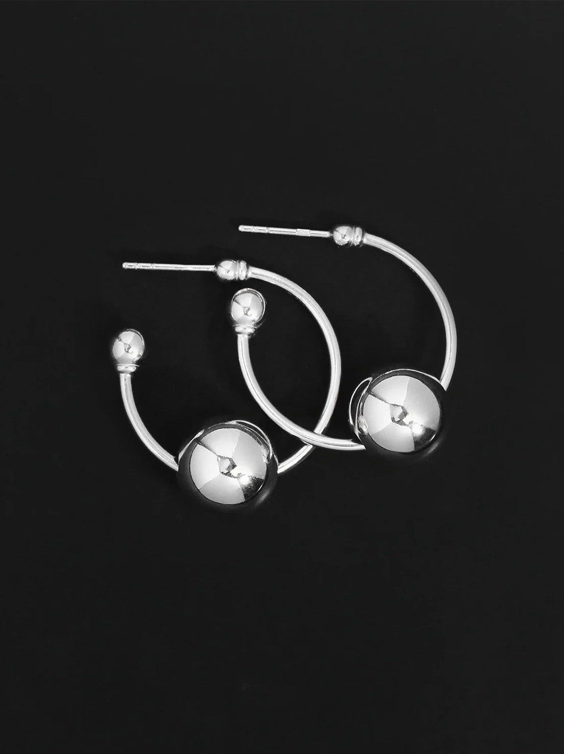 Temple of the Sun - Alba Hoop Earrings Medium - Silver