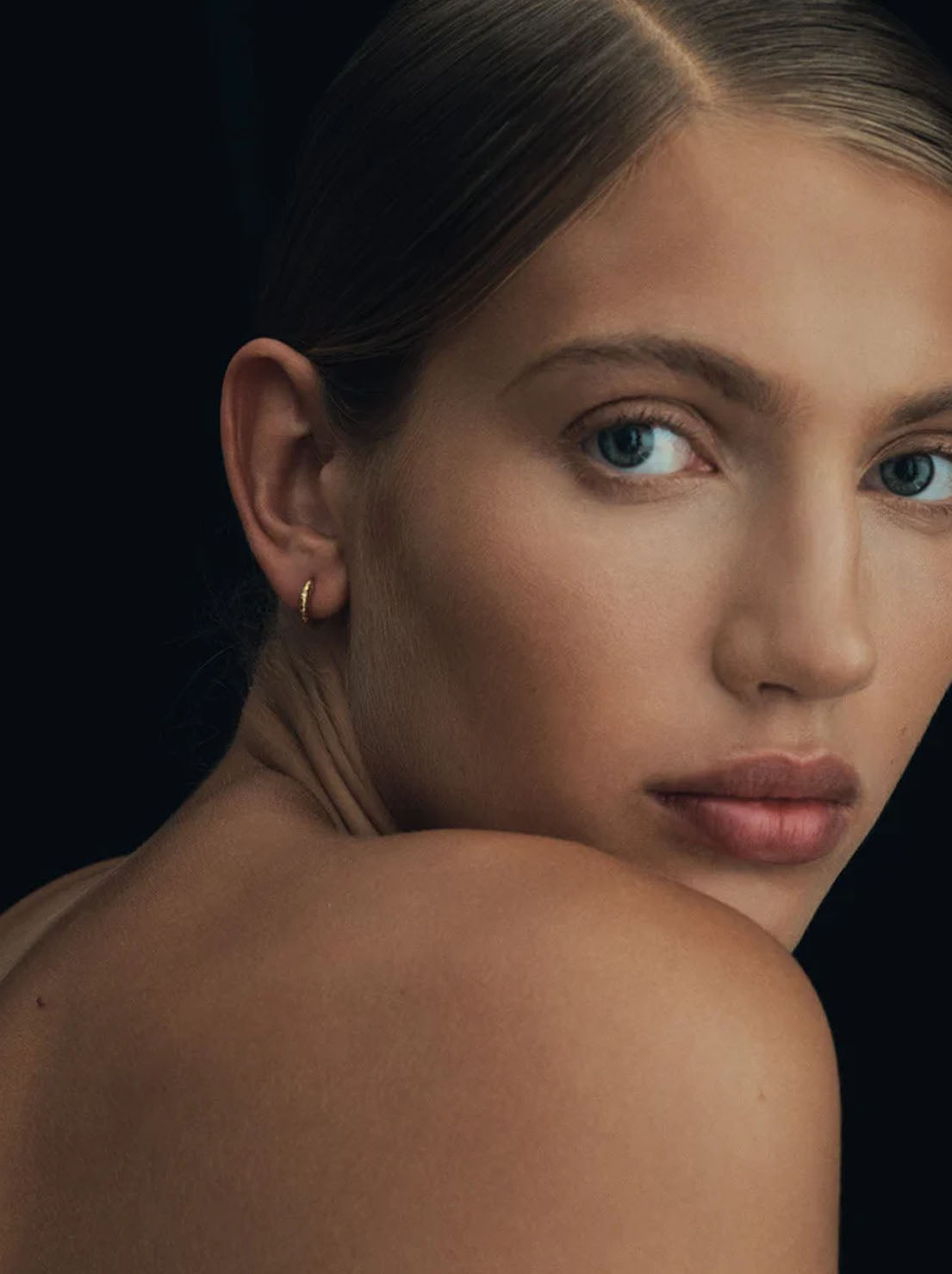 Temple of the Sun - Molten Huggies Earrings - Gold