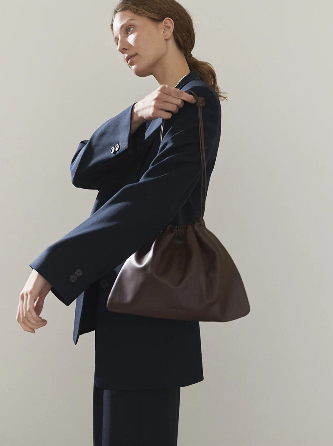 The Horse - Fin Drawstring Bag - Coffee