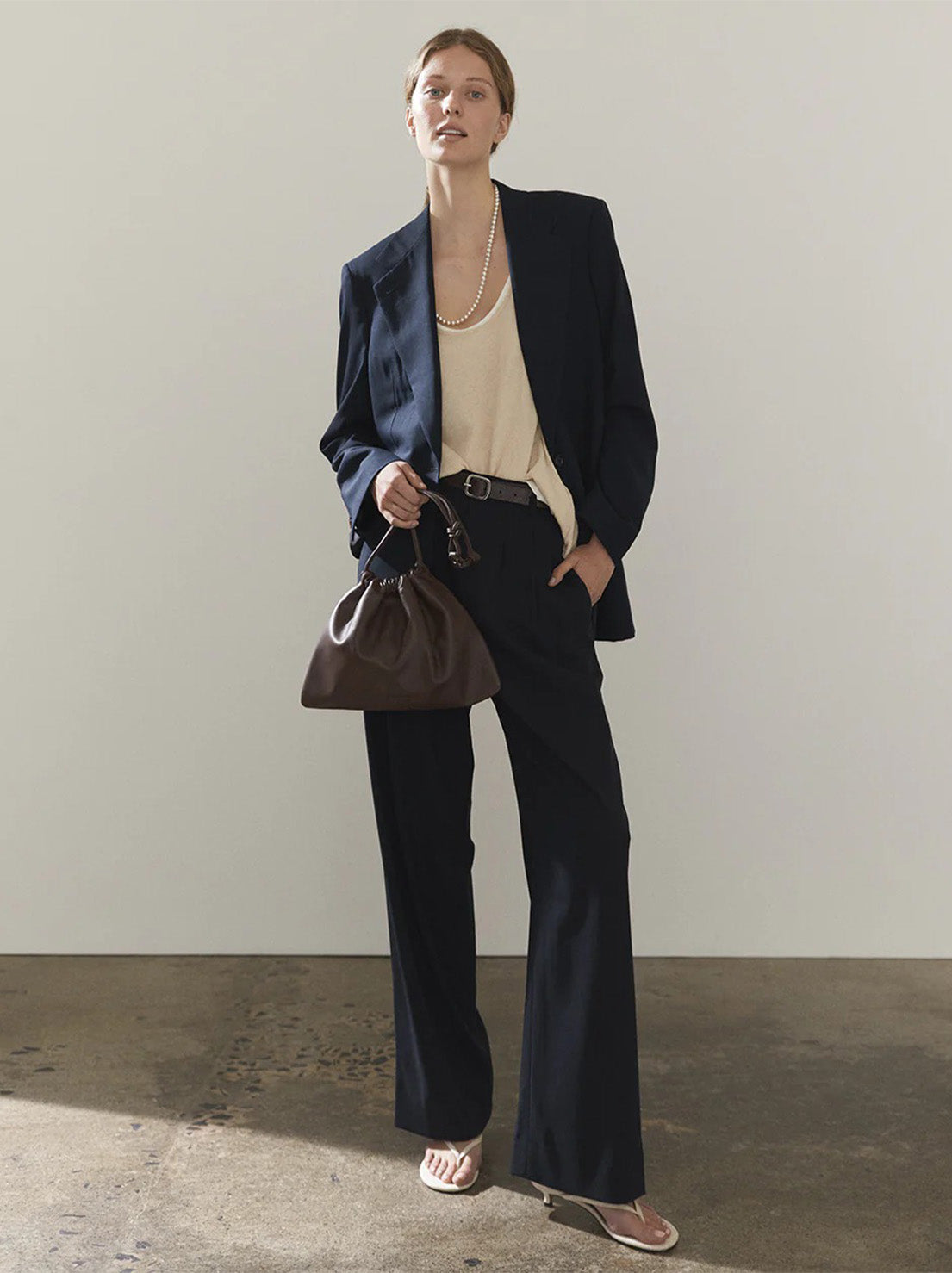 The Horse - Fin Drawstring Bag - Coffee