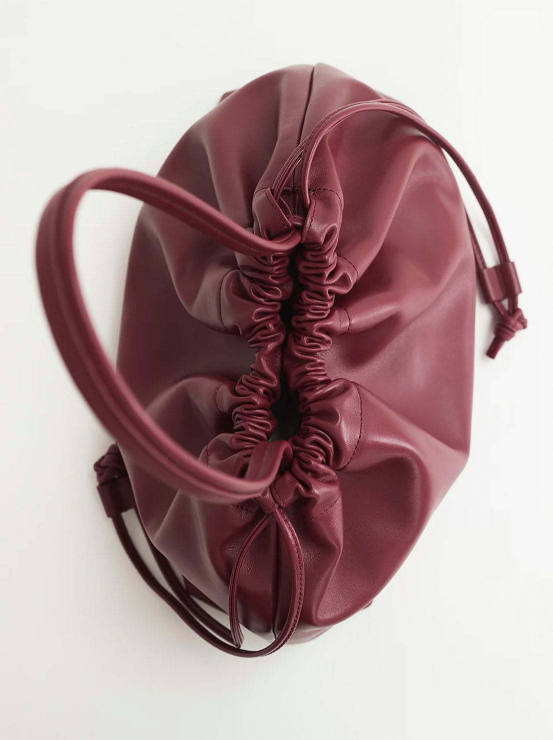 The Horse - Fin Shoulder Bag - Cedar Red