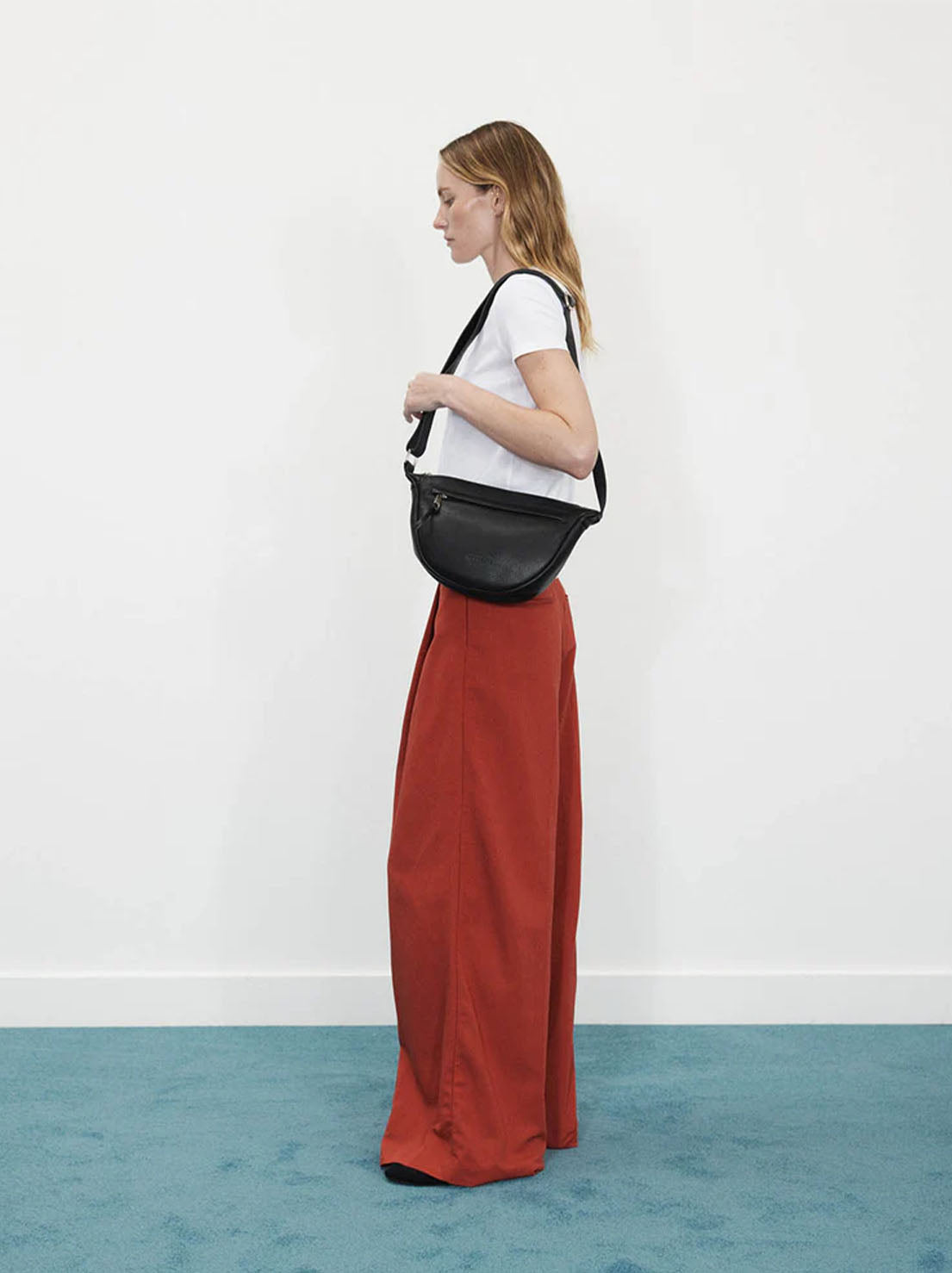 The Horse - The Sporty Crossbody - Black