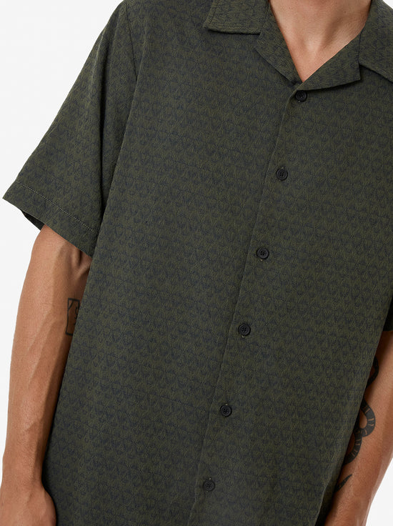 Thrills - Airborne Bowling Shirt - Grape Leaf