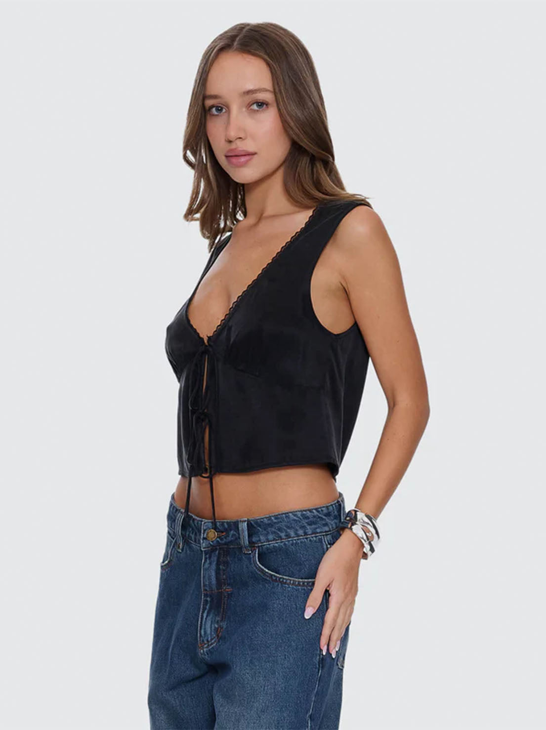 Thrills - Saige Tie Front Top - Black