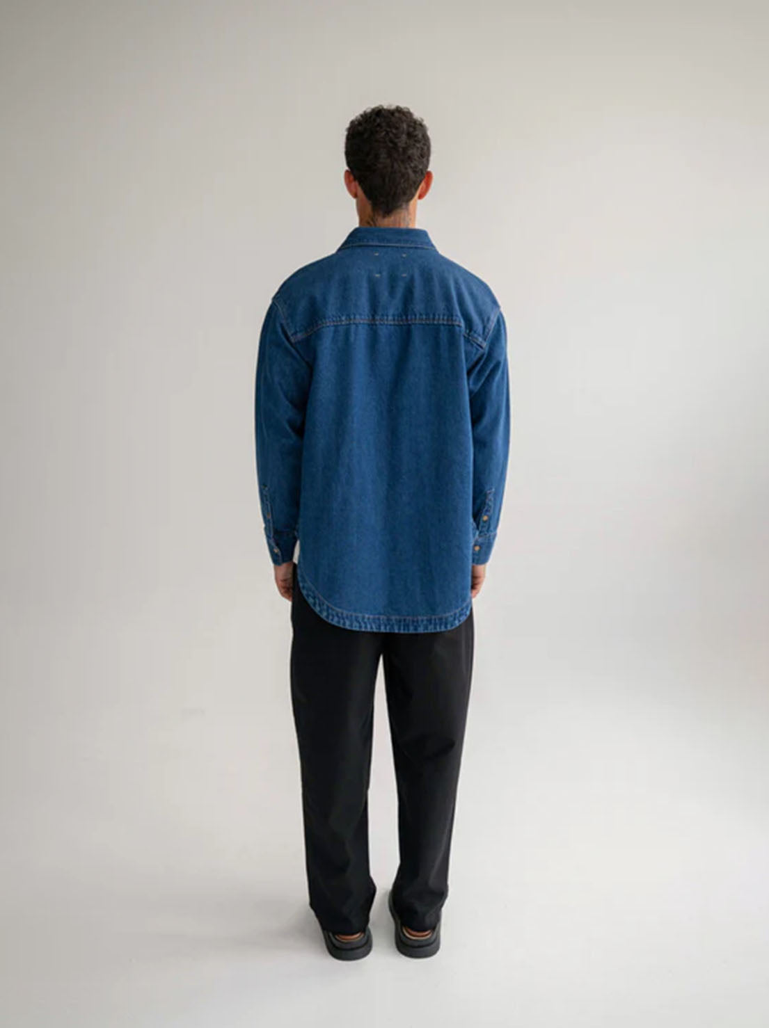 WNSDY - The Ari Overshirt - Mid Blue