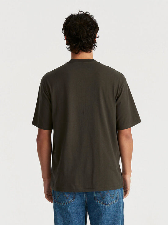 Wrangler - Amanita Slacker Tee - Dark Slate