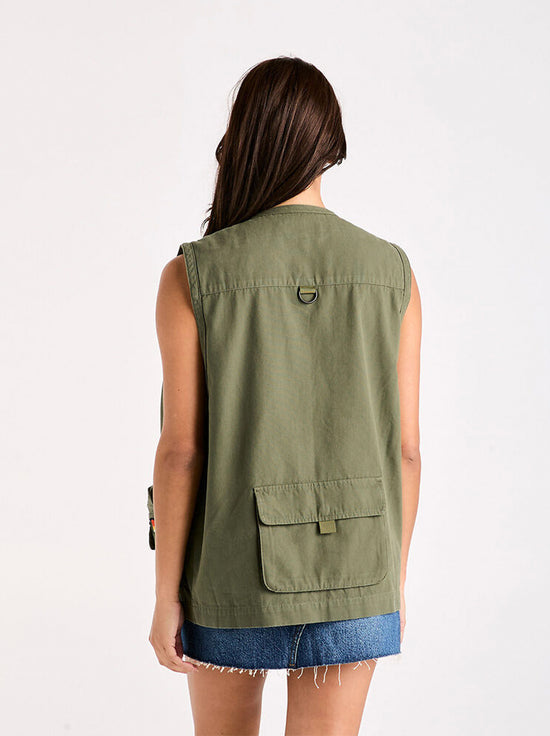 Wrangler - Better Beer Come Prepared Vest - Eucalyptus