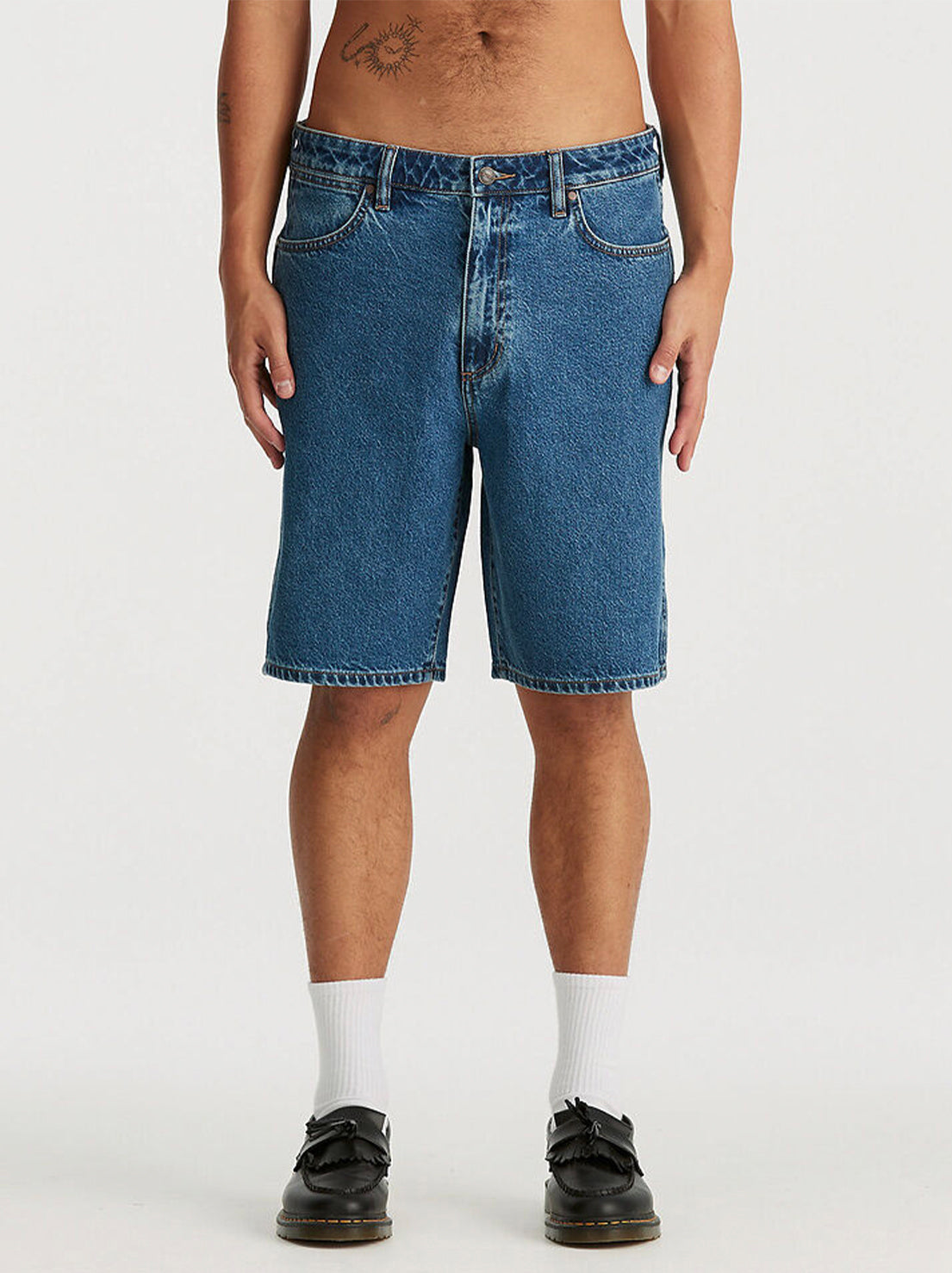 Wrangler - Steezy Relaxed Short - Rising Indigo