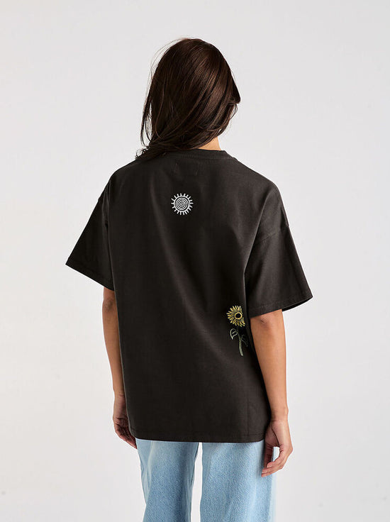 Wrangler - Sun Dream Boxy Slouch Tee - Worn Black