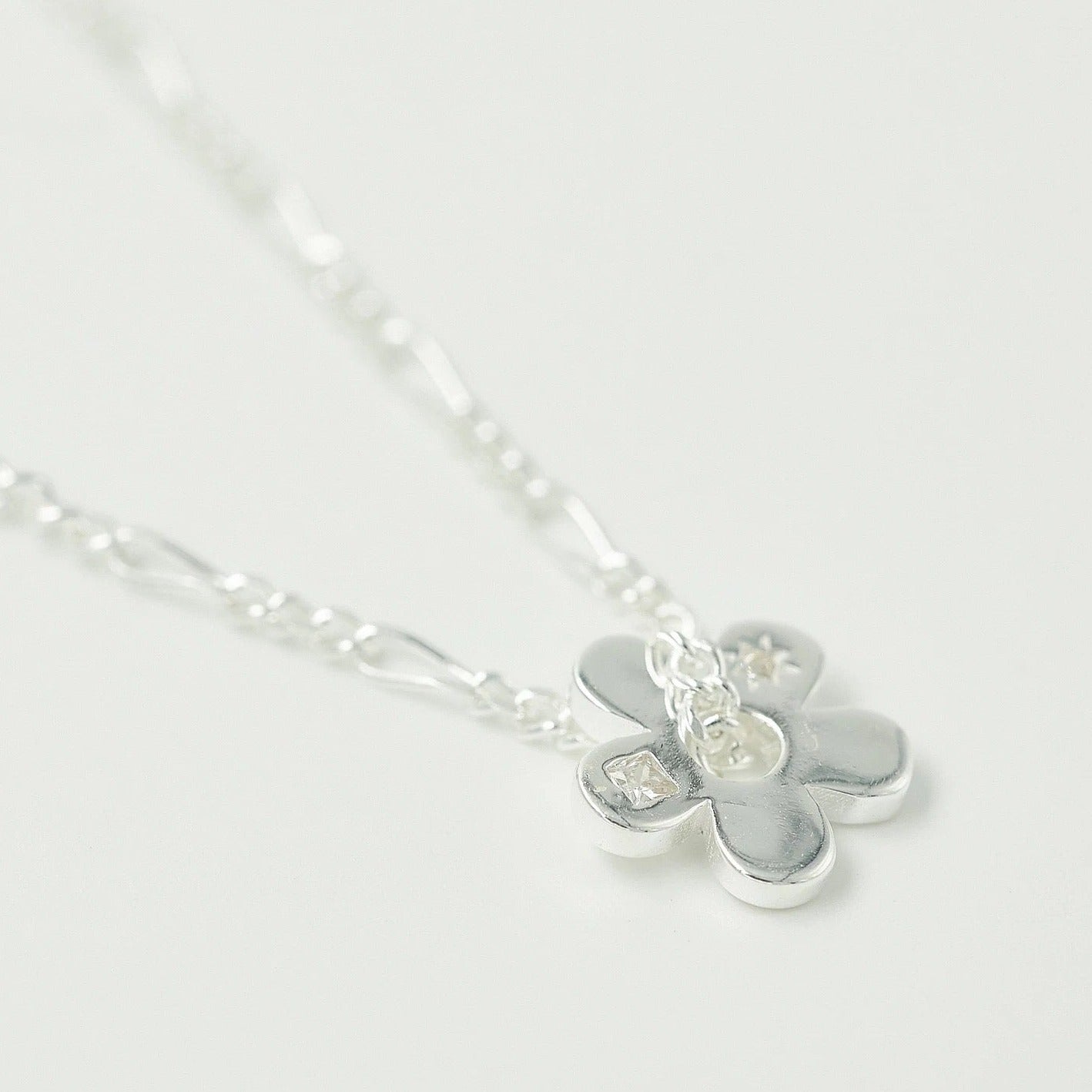 Brie Leon - 925 Signature Flower Pendant Necklace - Silver/Clear