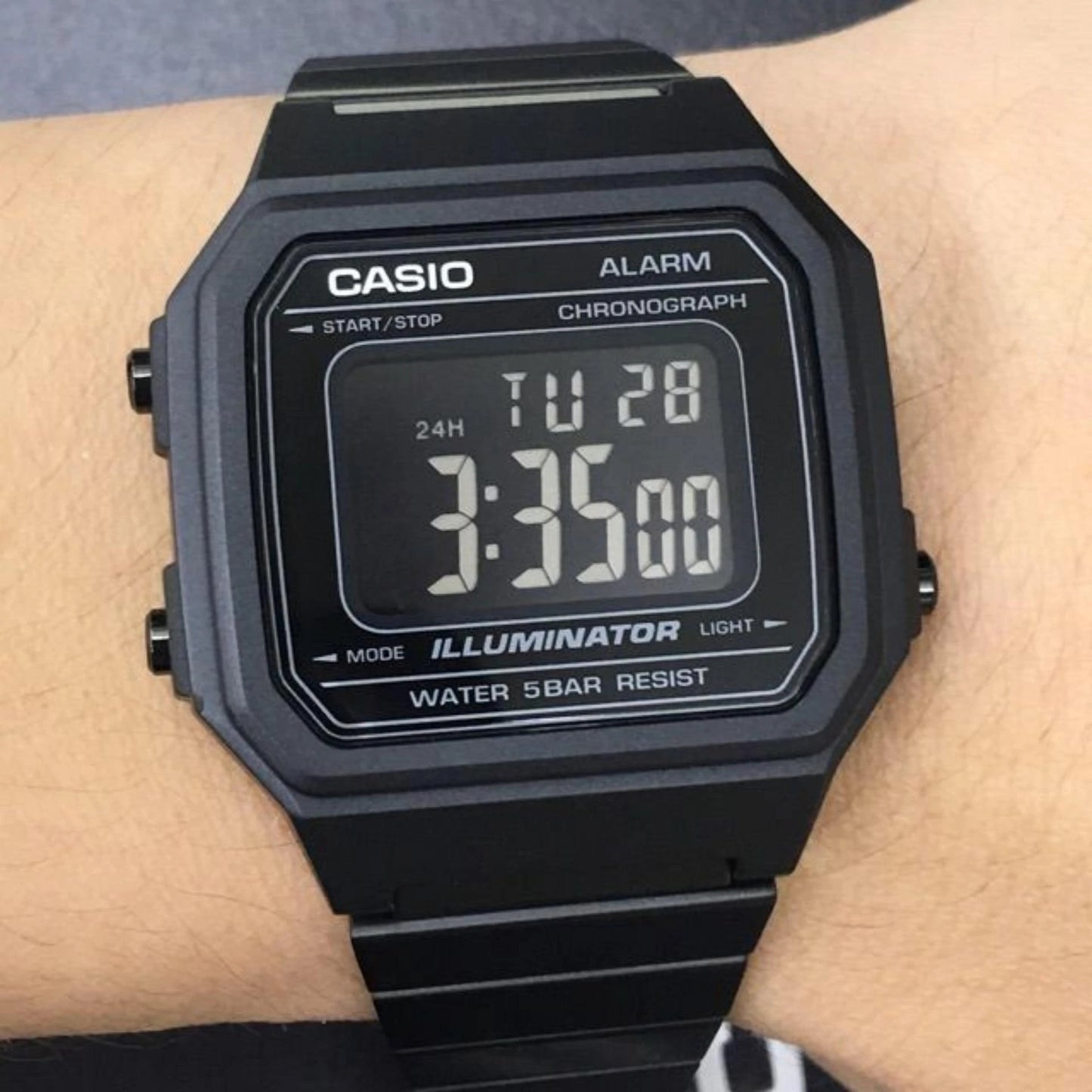 Casio - Vintage Digital Watch - Black (B650WB-1B)